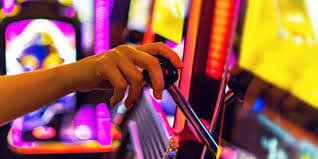 Danh sách các môn thể thao cá cược tại sabong67 bao gồm bóng đá, cầu lông và esports